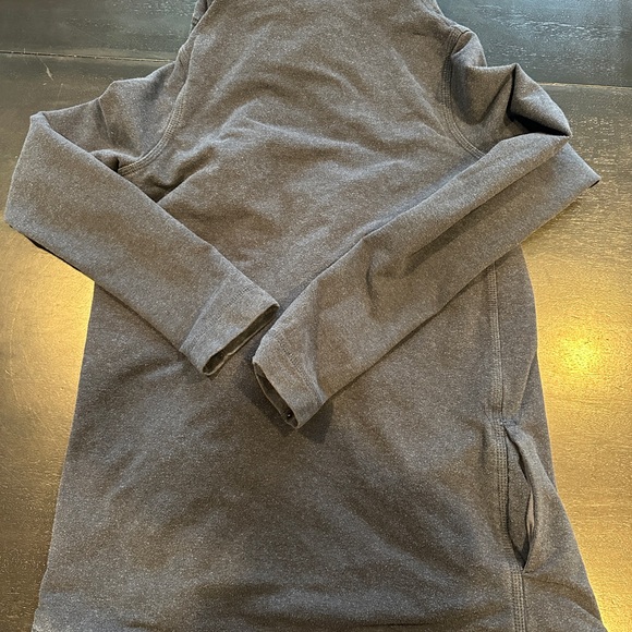 Lululemon Savasana Wrap - Picture 2 of 3